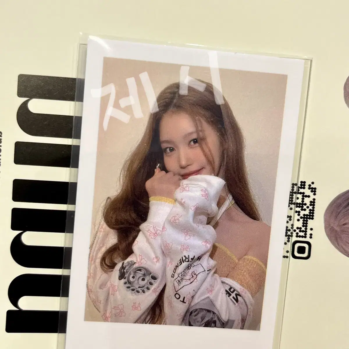 Izuna pop up Membership polaroid photocard WTS