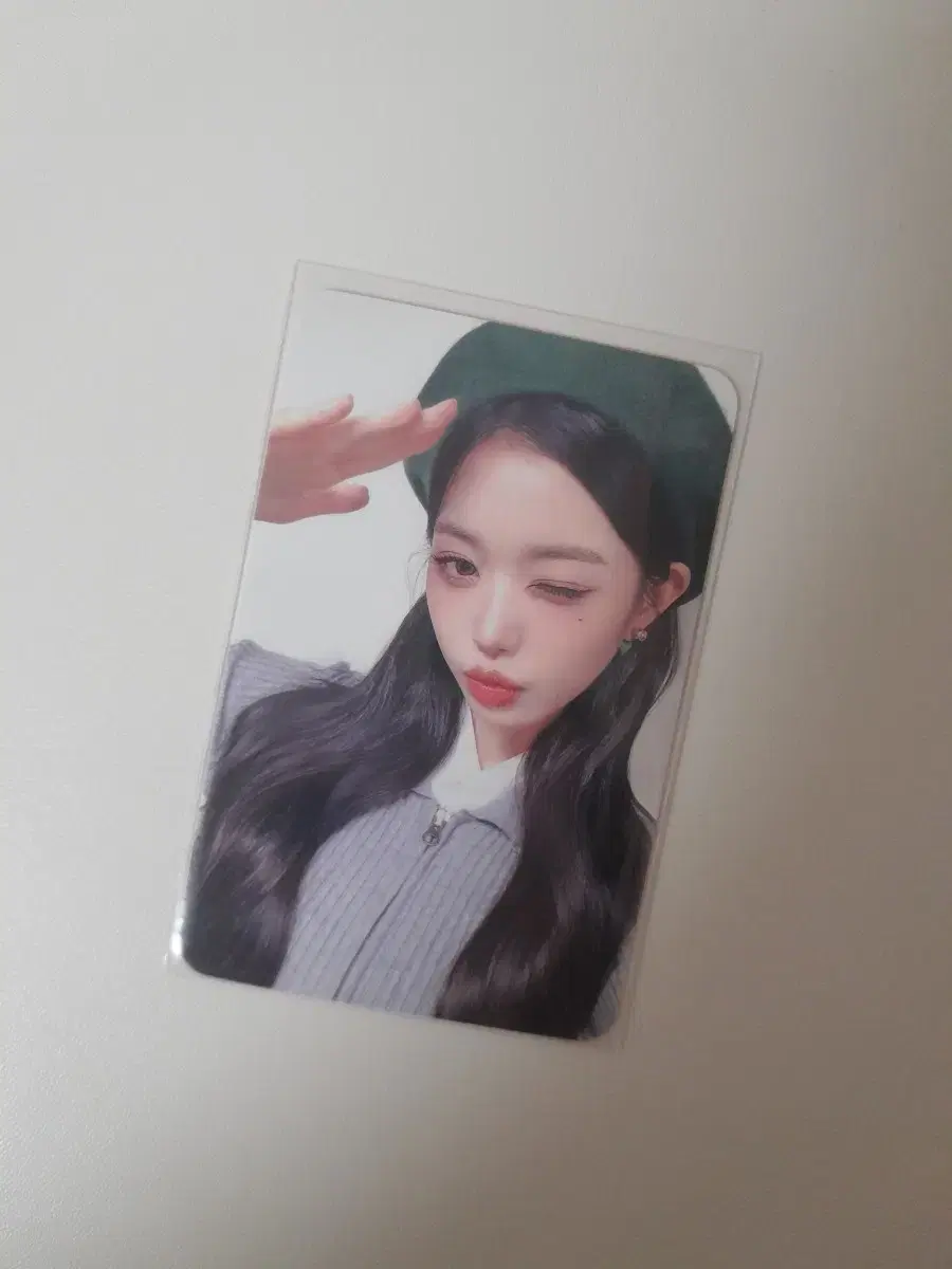 ive jang wonyoung mine mmt mymusictaste pre-order benefit unreleased photocard photocard sells