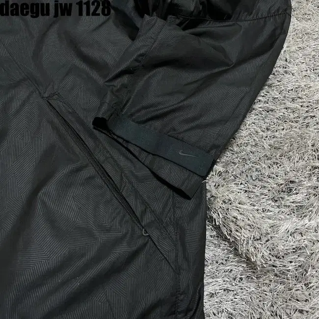 L 105 NIKE JACKET 나이키 자켓 맨유