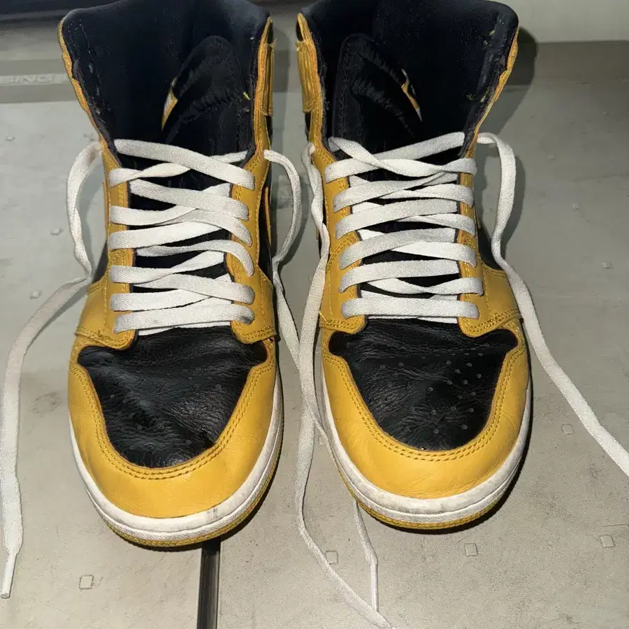 Jordan 1 Retro High OG Pollen 290size팔아용