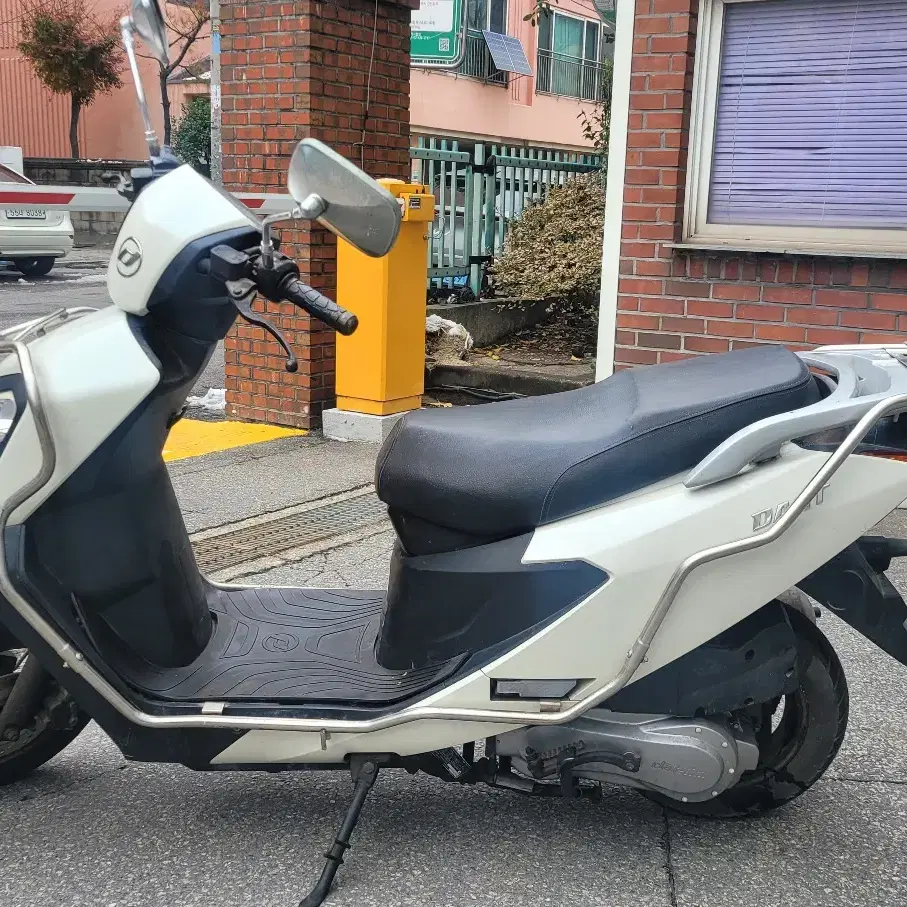 대림 다트 125CC 스쿠터 팝니다