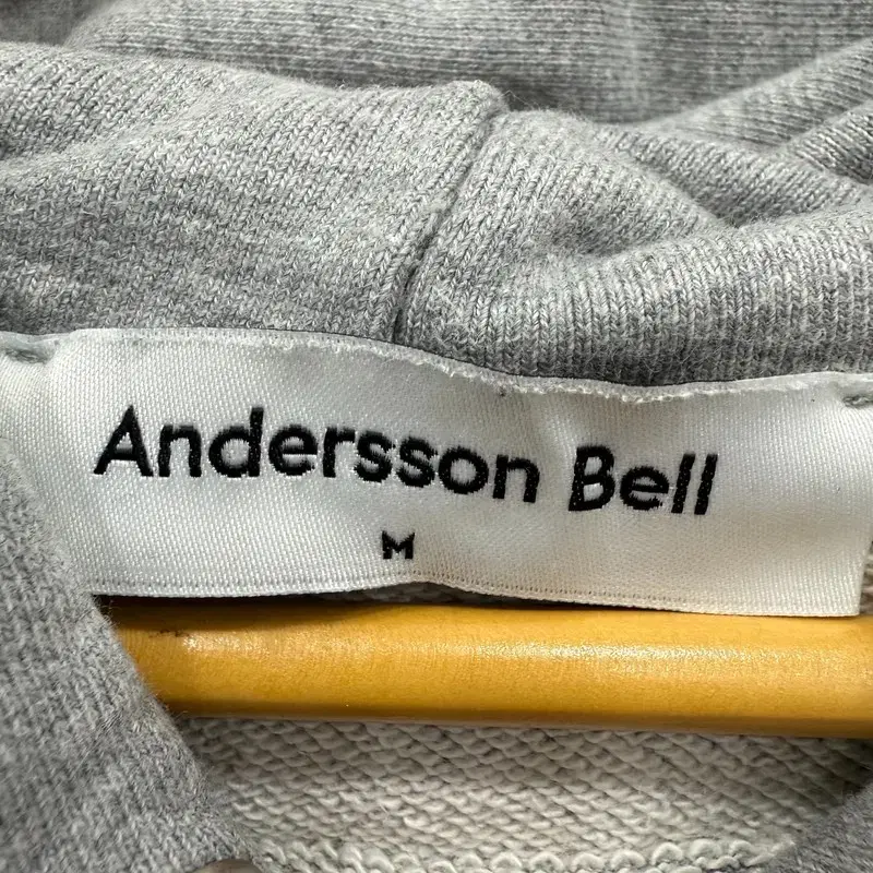 [ ANDERSSON BELL ] 엔더슨벨 후드티 [M]