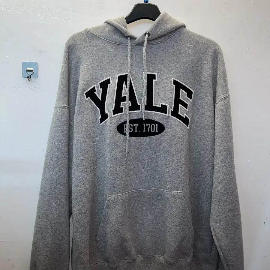 YALE (예일) 후드티 그레이