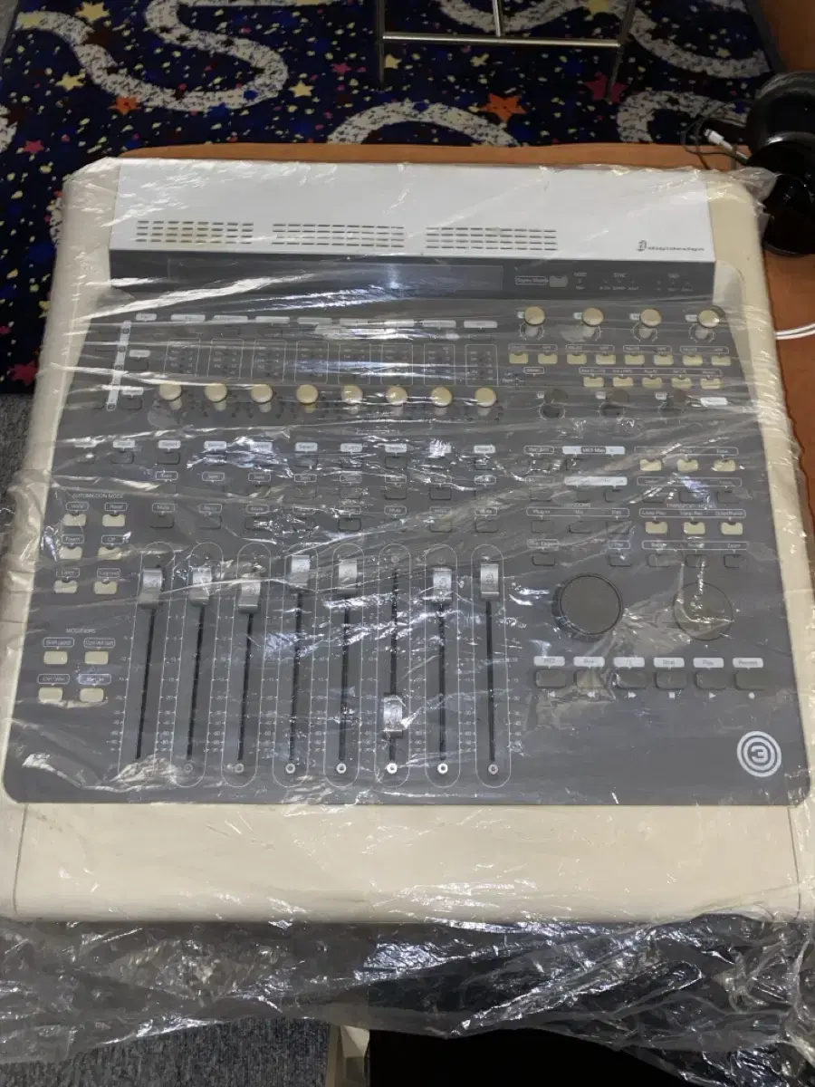 Digidesign 003 믹싱 콘솔