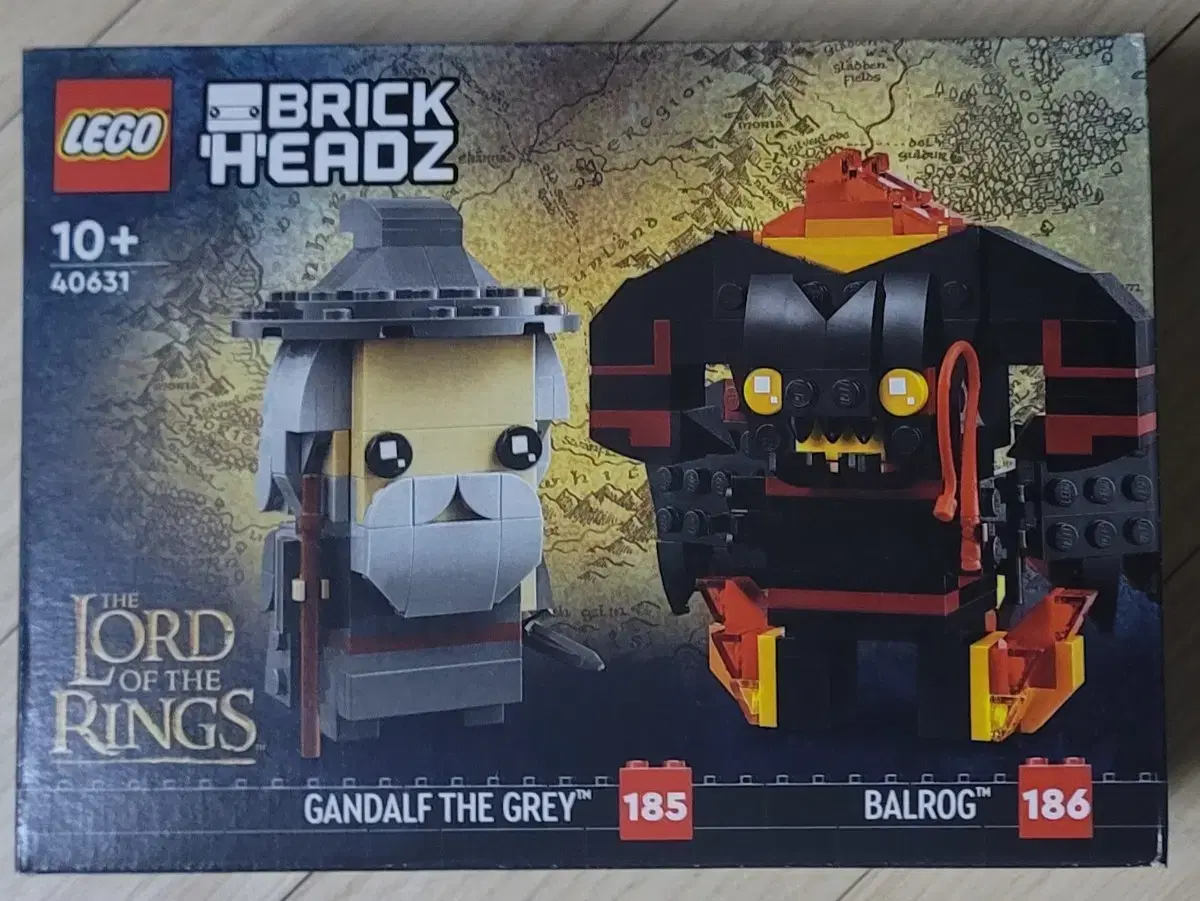 LEGO BrickHeads 40631 Balrog and Gandalf the Gray sells