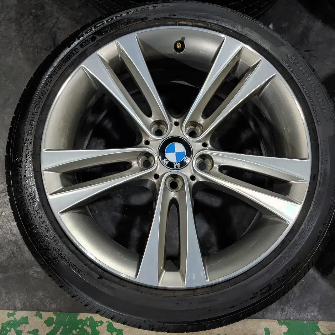 BMW F30 3시리즈 397M 18인치 정품 휠타이어