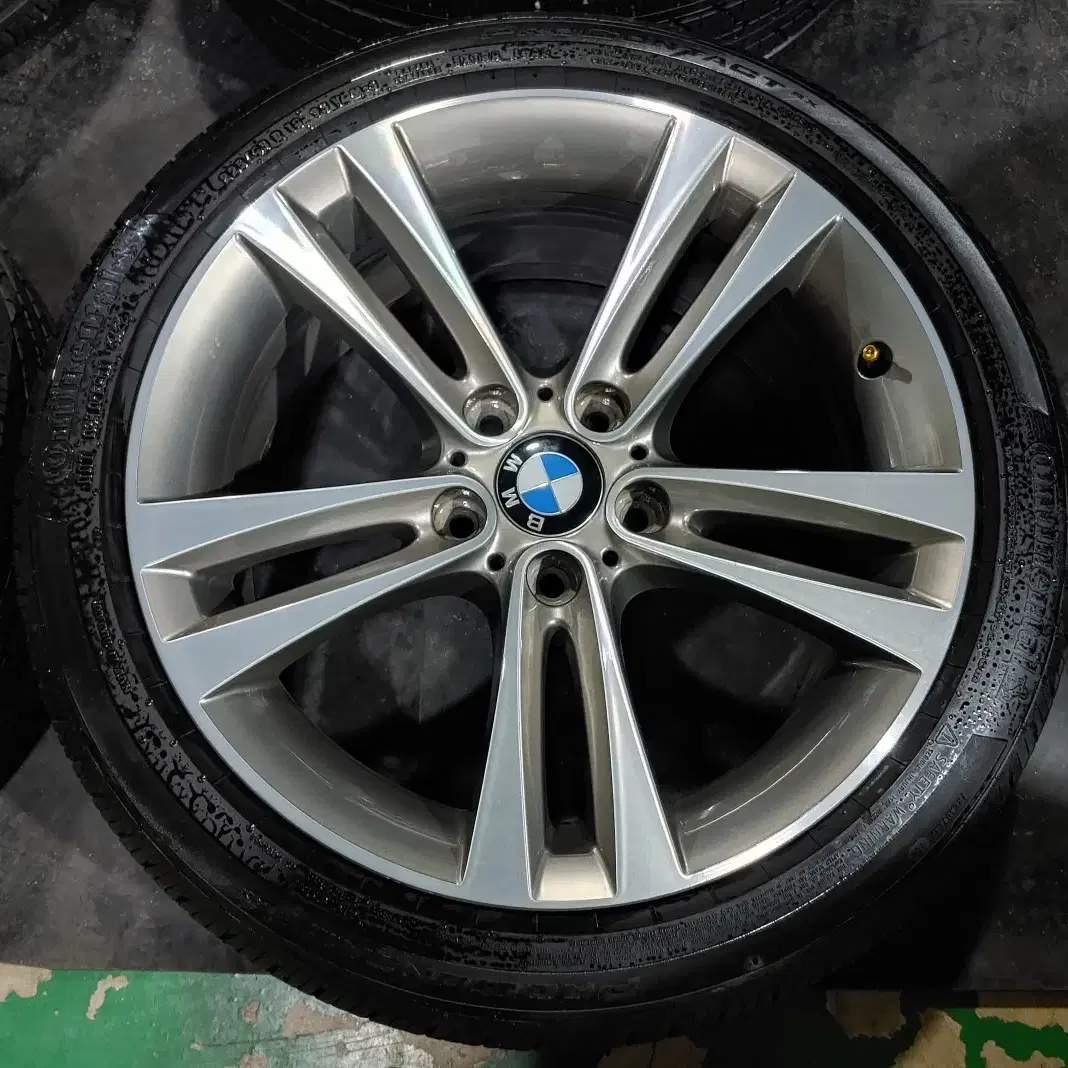 BMW F30 3시리즈 397M 18인치 정품 휠타이어