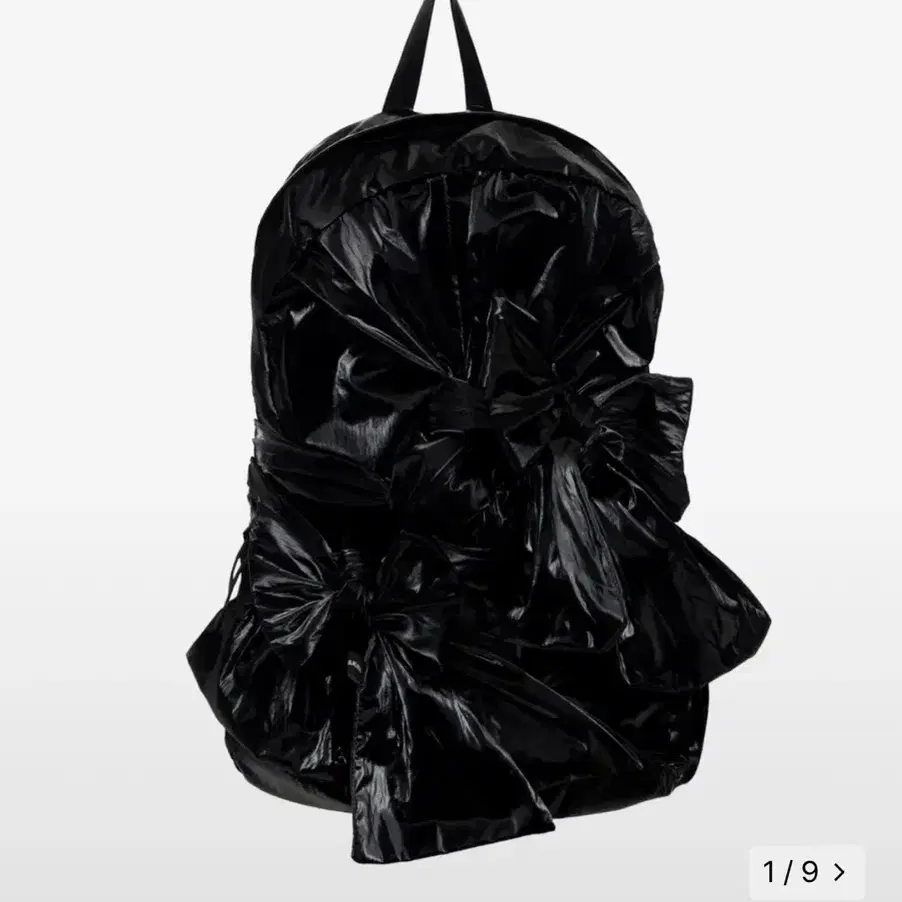 이우가마카라스 글로시 백팩 Knotted Backpack v2