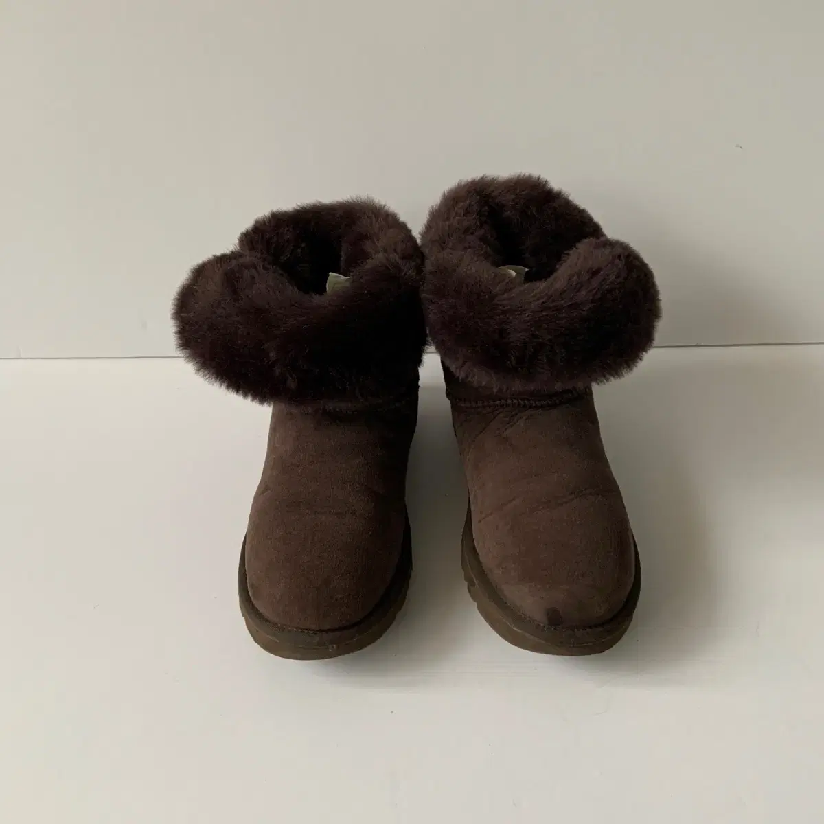 250 어그 Ugg 부츠