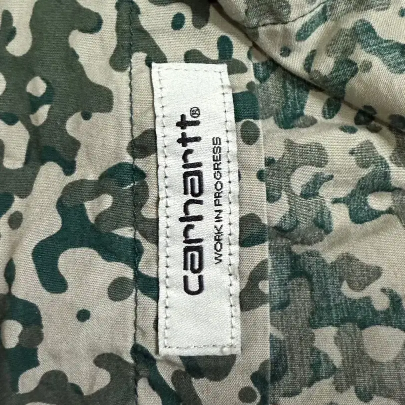 Carhartt WIP 칼하트 WIP 카모 패턴 포켓 셔츠