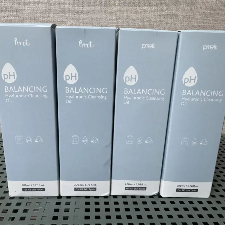 프레티 PH 밸런싱 히알루로닉 클렌징오일 200ml