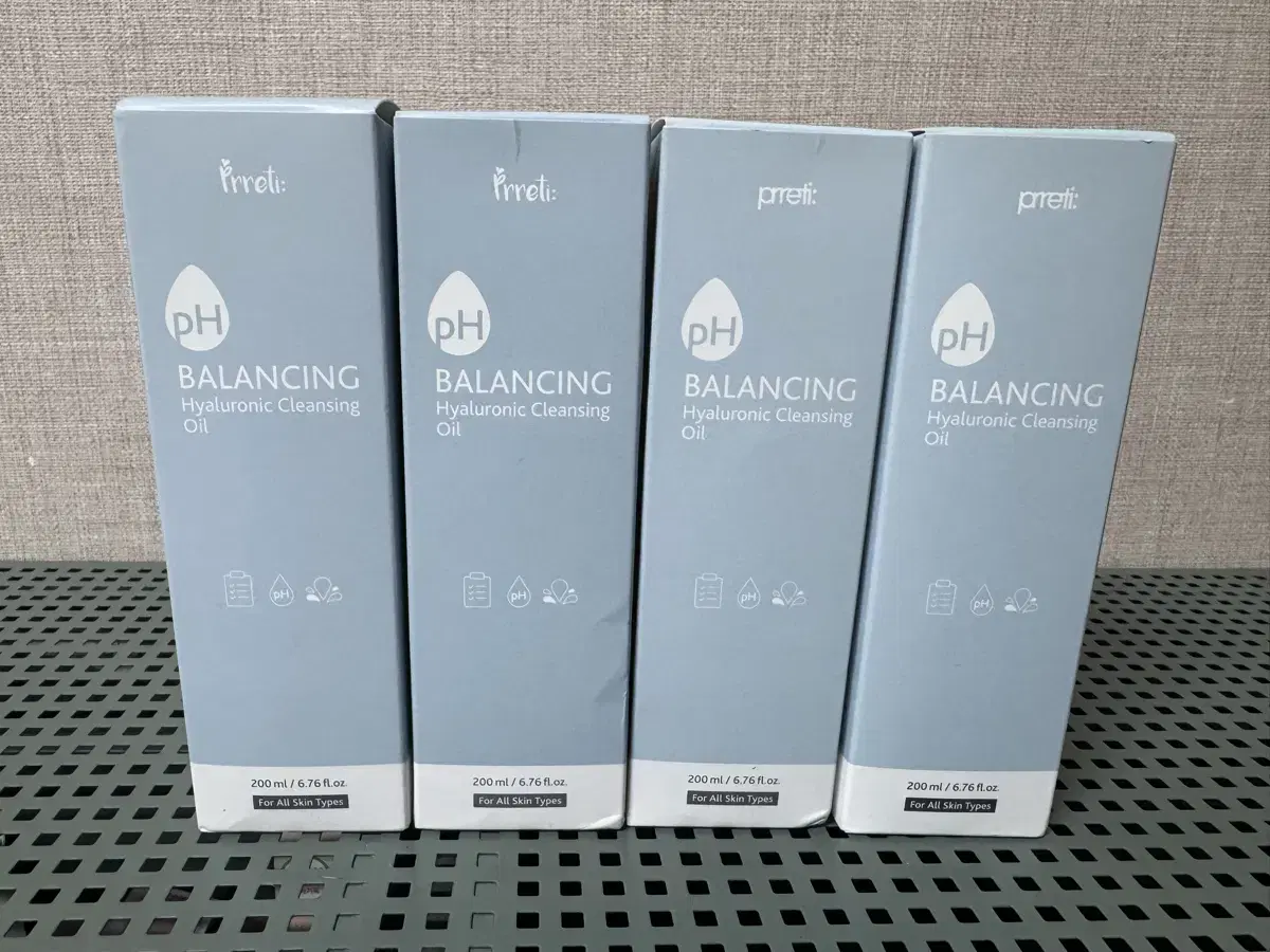 프레티 PH 밸런싱 히알루로닉 클렌징오일 200ml