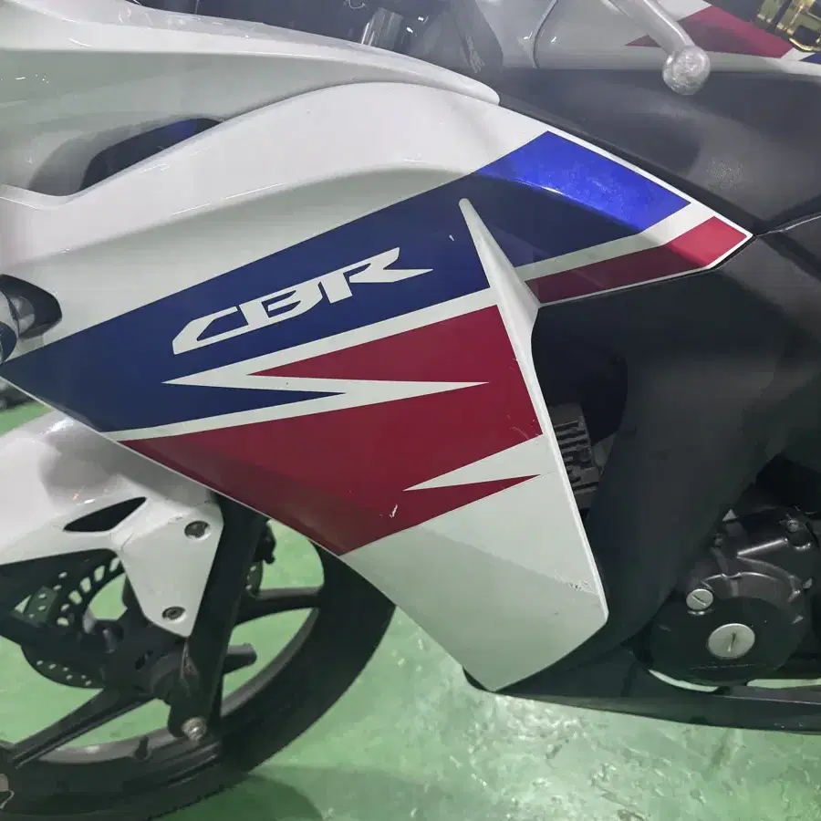 Cbr125