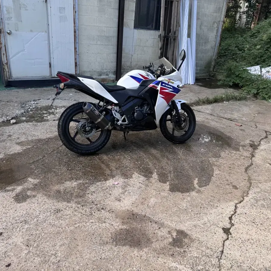 Cbr125