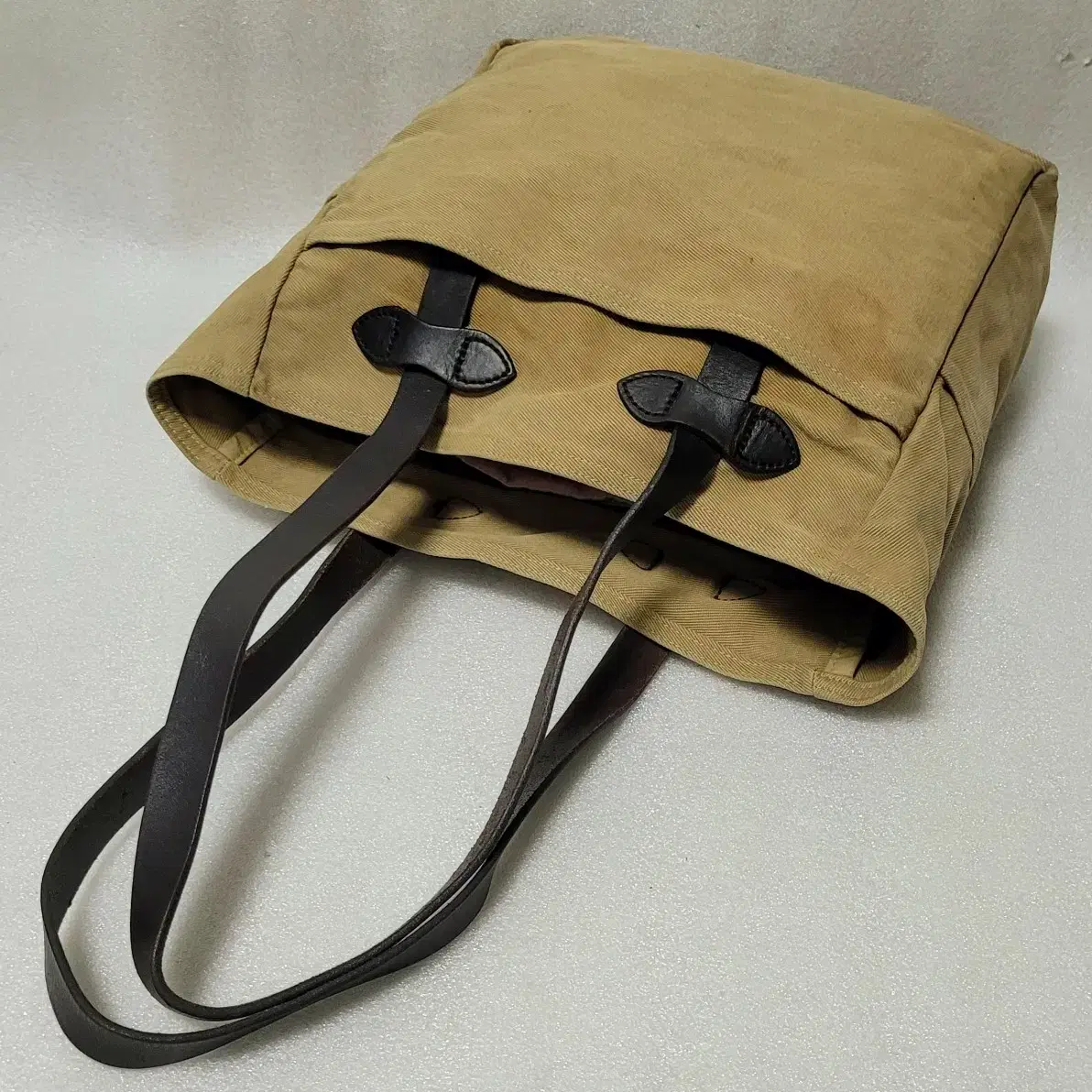 필슨 FILSON 260 Tote Rugged 탄(TAN)