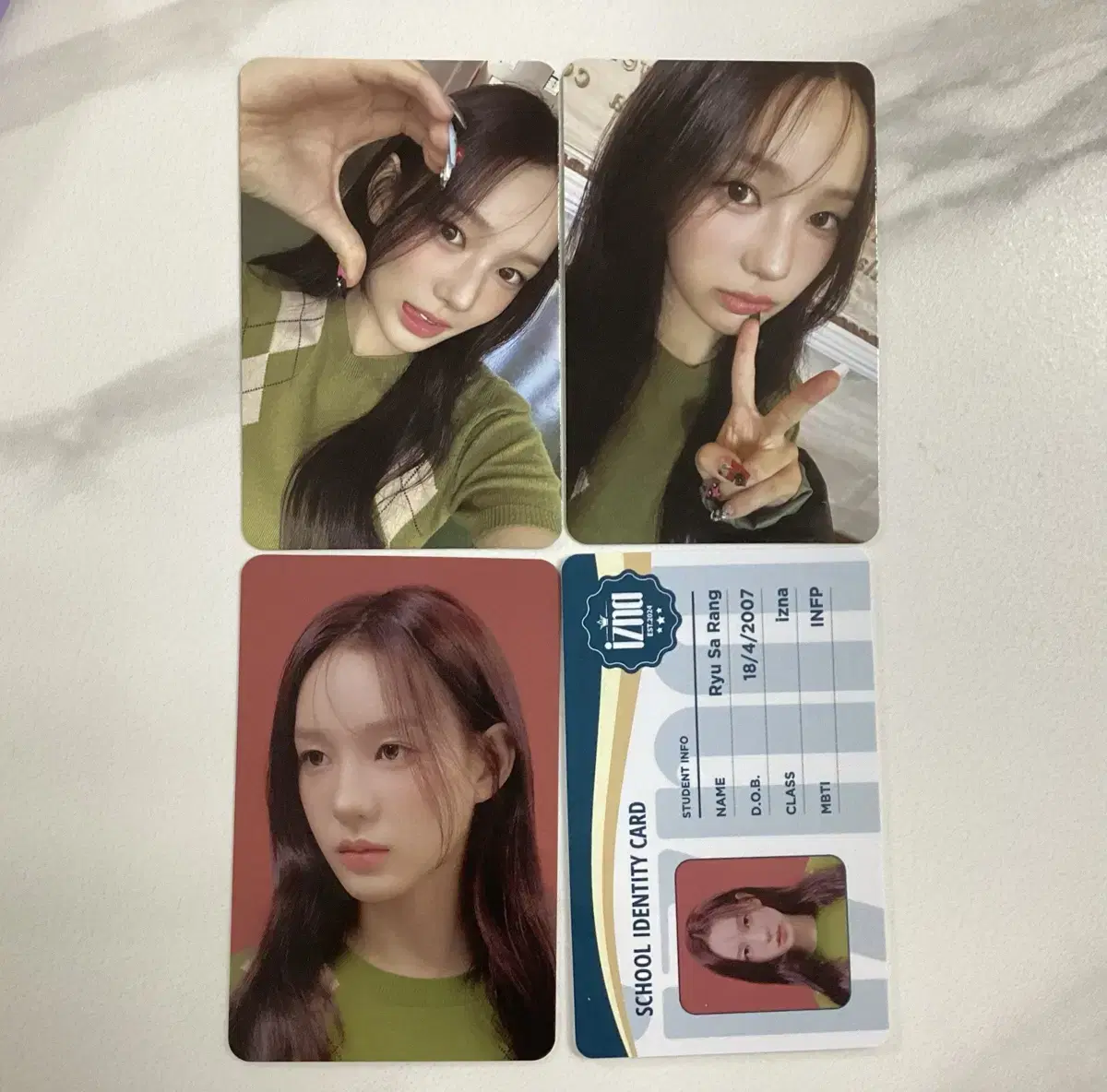 Izuna Yusarang sells photocard 