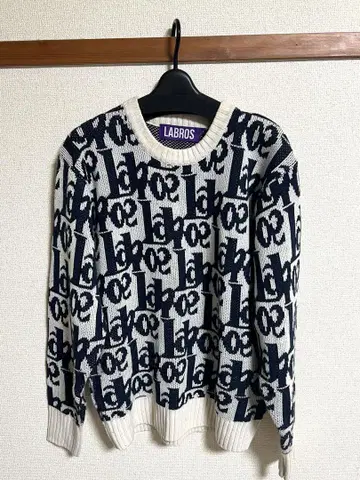 라브로스 라브로스 니트 (아래 가격 인하 가능)