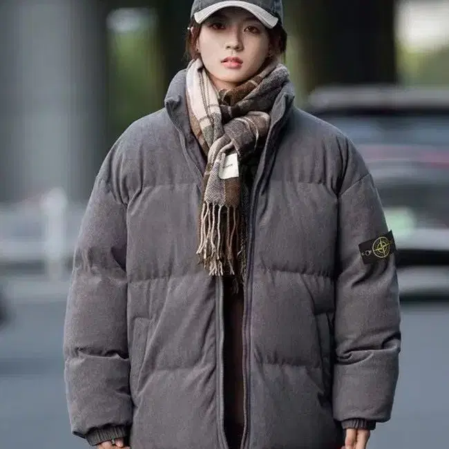 STONE ISLAND 퍼프 넥 다운 패딩 남녀공용 자켓