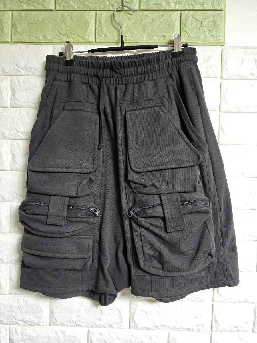 그레일즈 카고 반바지 그레이 LAYERED PANEL SHORTS