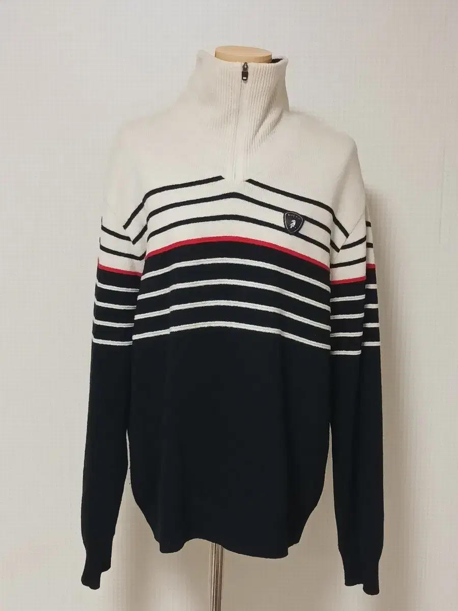 Men's mako knit (worn)