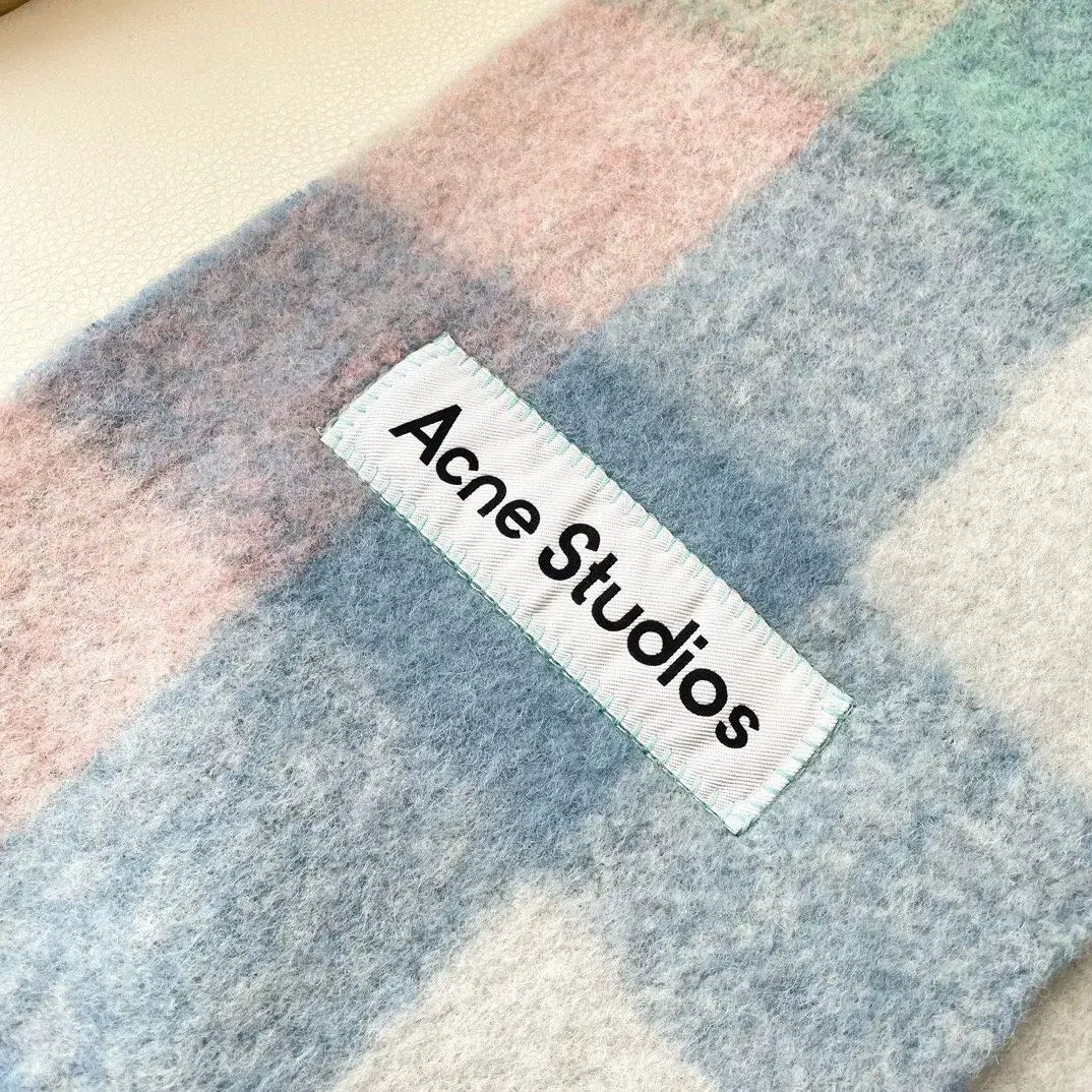 아크네 스튜디오 Acne Studios 스카프