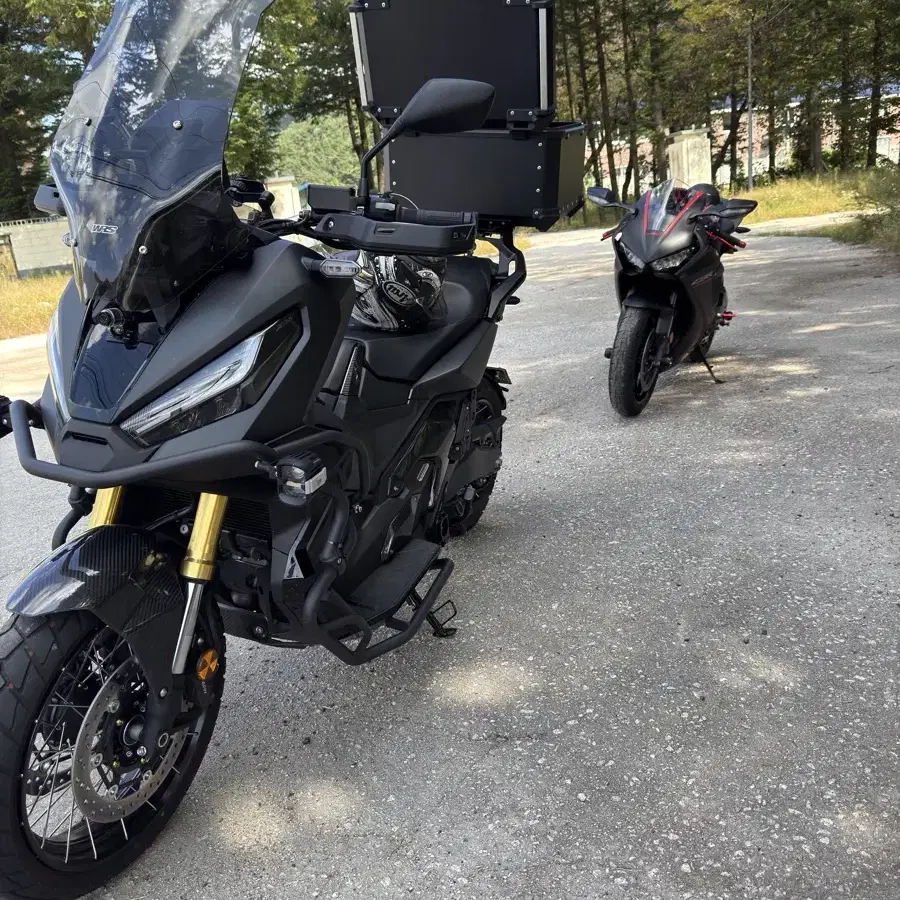 xadv750