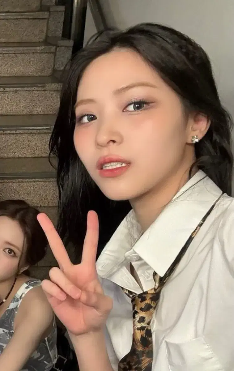 241020 ITZY 류진 싸인 폴라로이드 양도