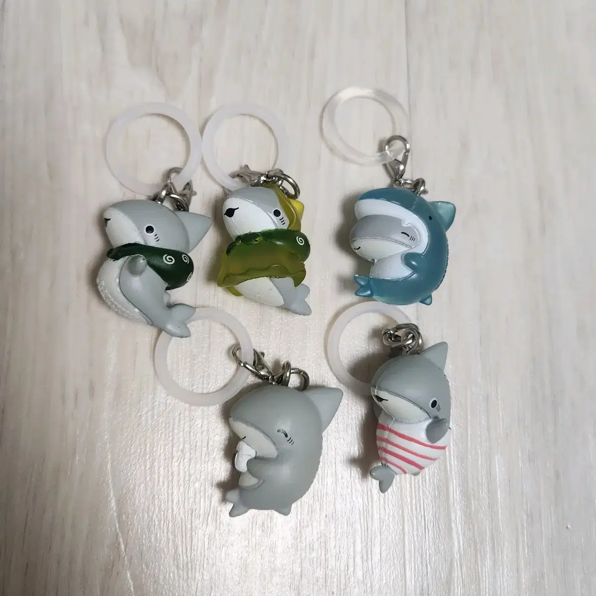 Vahn Dai Outing Baby Shark Gacha Figures Marine Mejiroshi Gacha