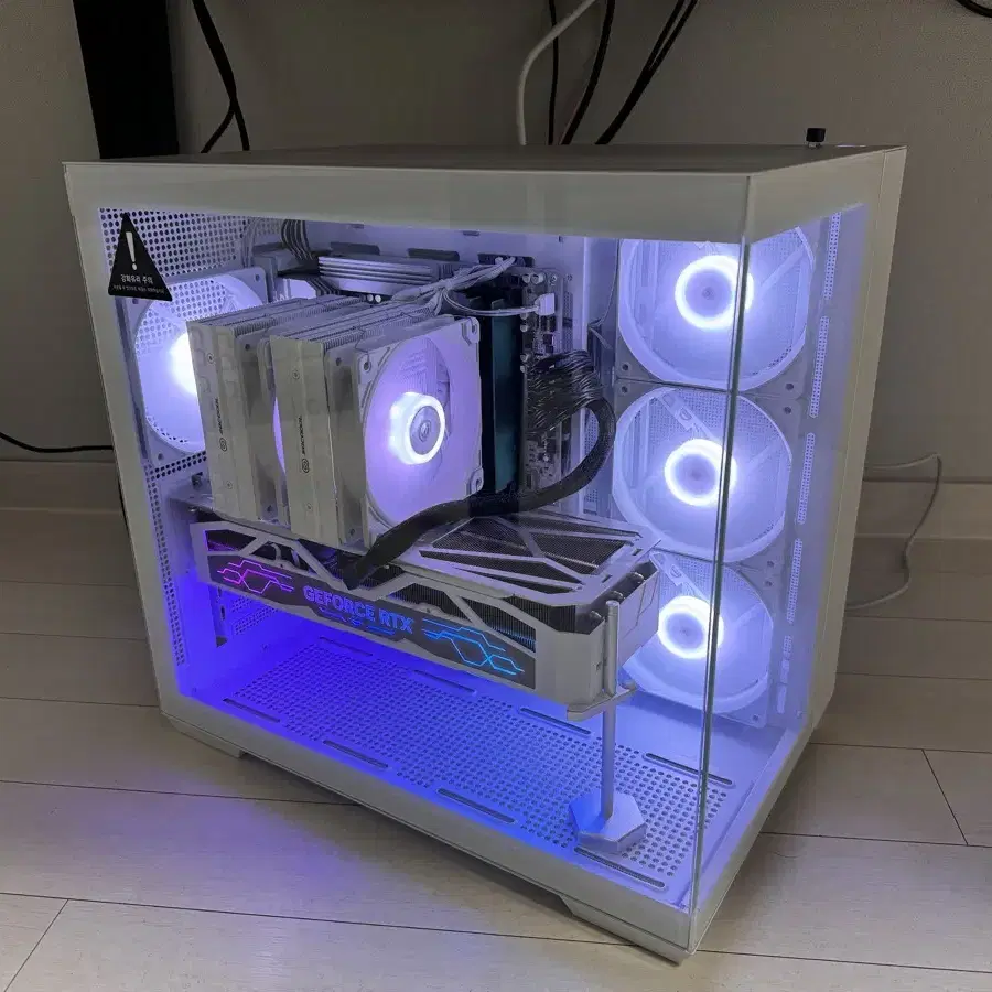 (개인 4개월 사용) 라이젠 7800x3d,Rtx4080 super 본체