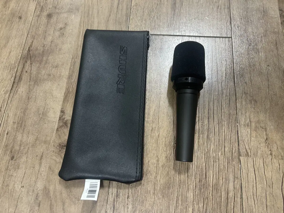 Shure SM57 다이나믹 마이크