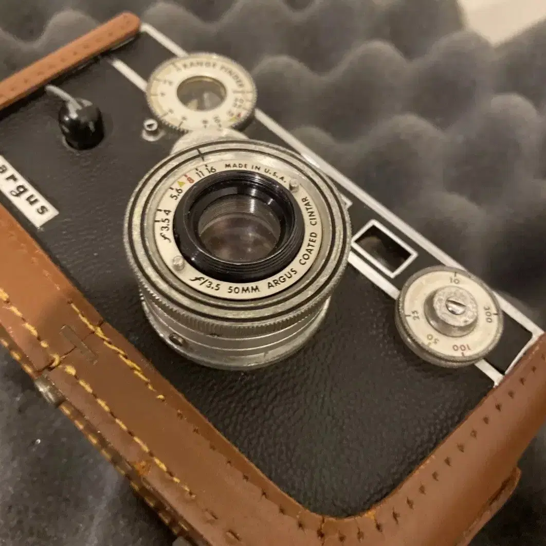 빈티지 Argus C3 카메라와 100mm망원렌즈 & 삼각대