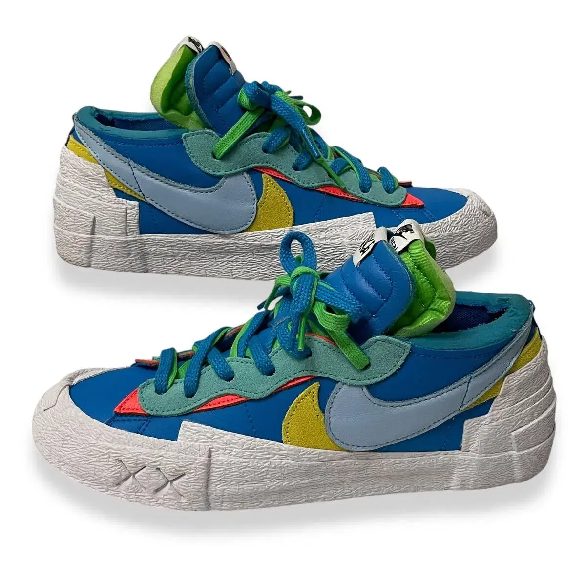 NIKE KAWS SACAI BLAZER LOW.상태좋은 중고제품 팝니다