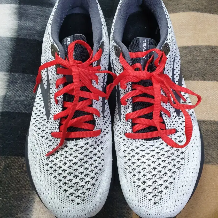 Brooks 남성용 래블 4 런닝화  255