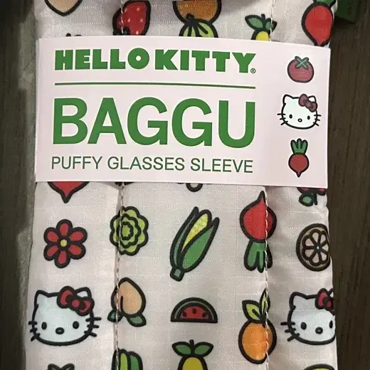 Baggu 바쿠 키티 안경집