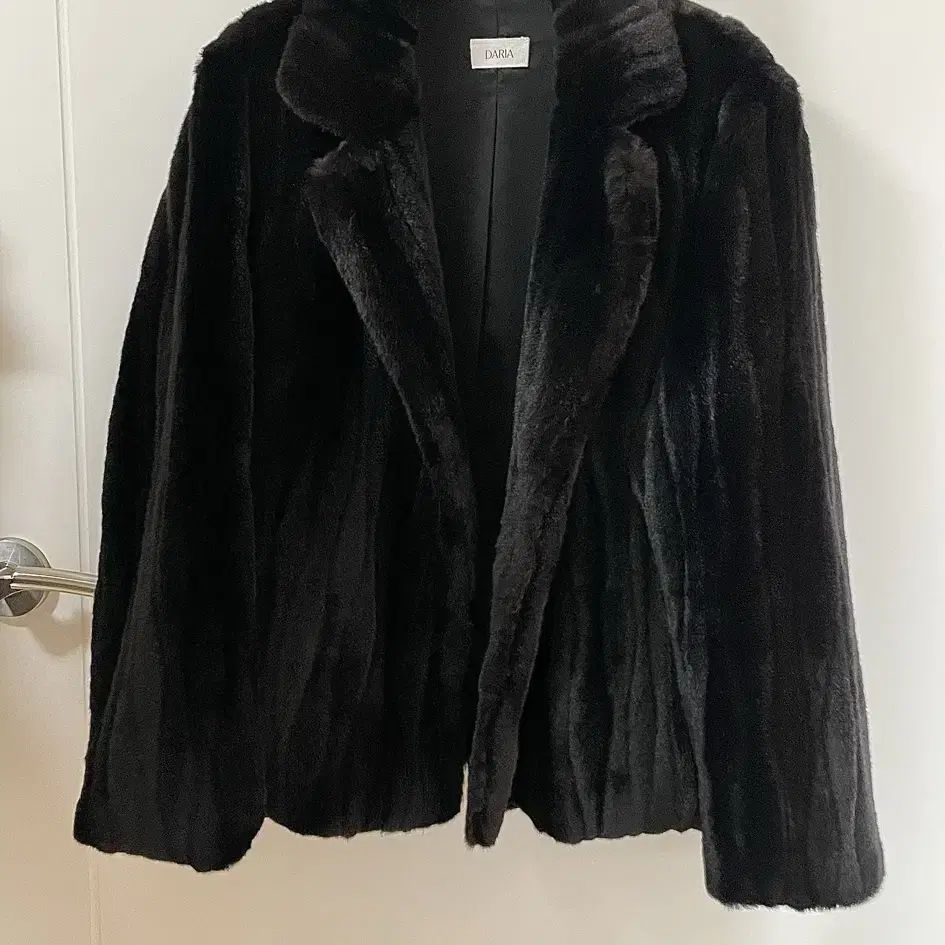 샵다리아 퍼자켓  shopdaria fur jacket