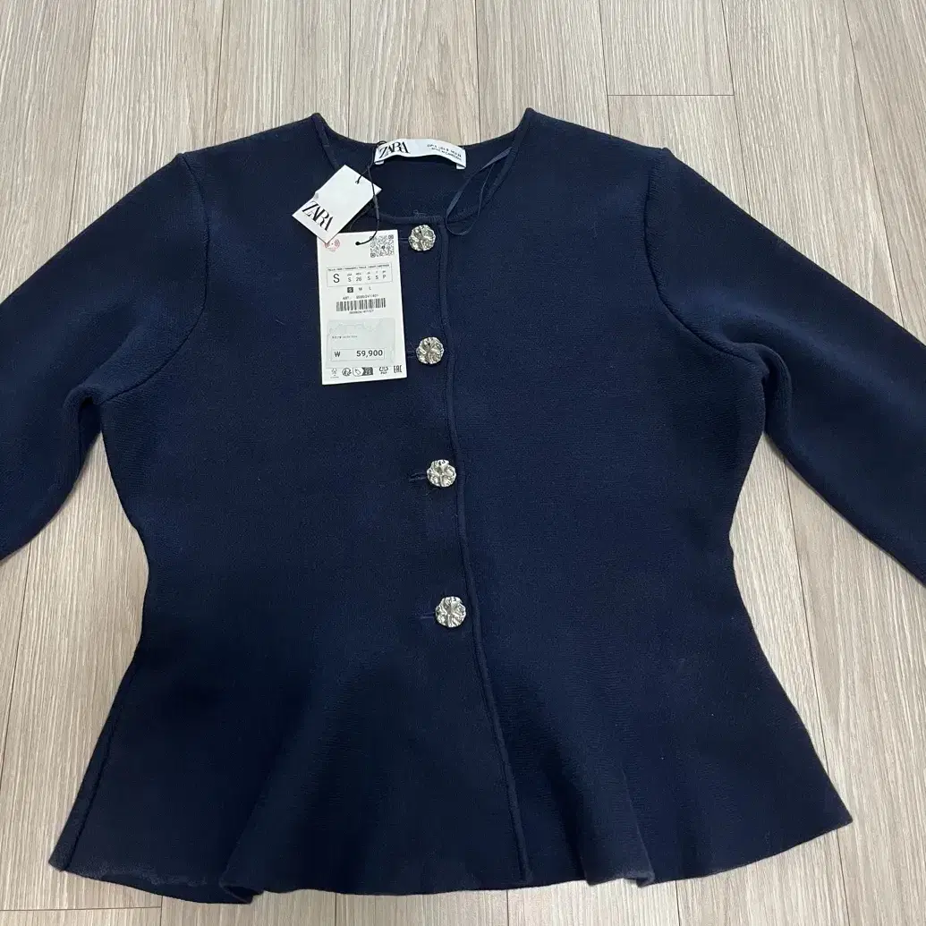 ZARA 플레인 니트 페플럼 재킷 9598/241