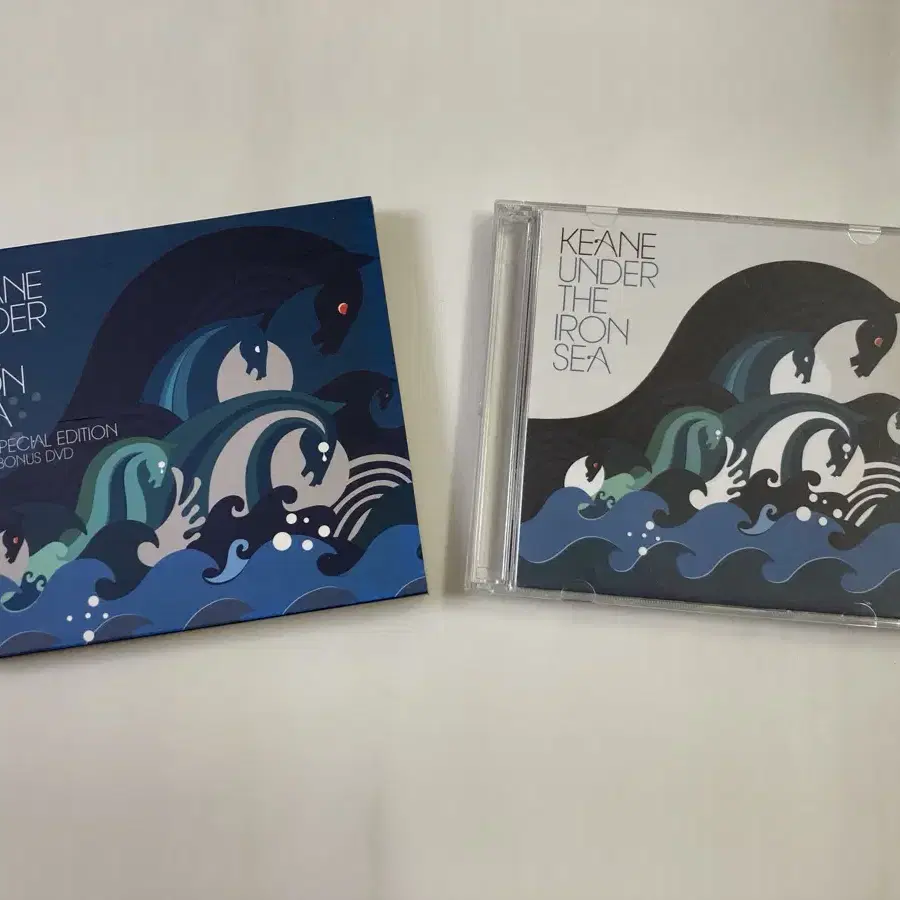 킨 Keane - Under the iron sea CD +DVD