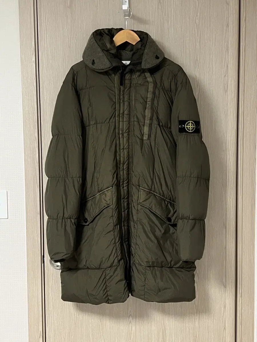 18FW Stone Island Crinkle Wrap Long Padded Olive XL