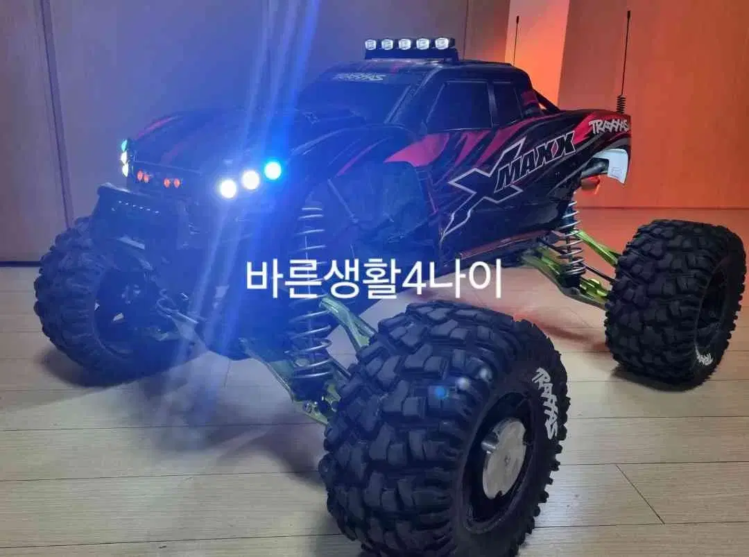 [RC카]풀옵션 엑스맥스8s 1/5 몬스터트럭 4WD 알씨카 웨건 카트