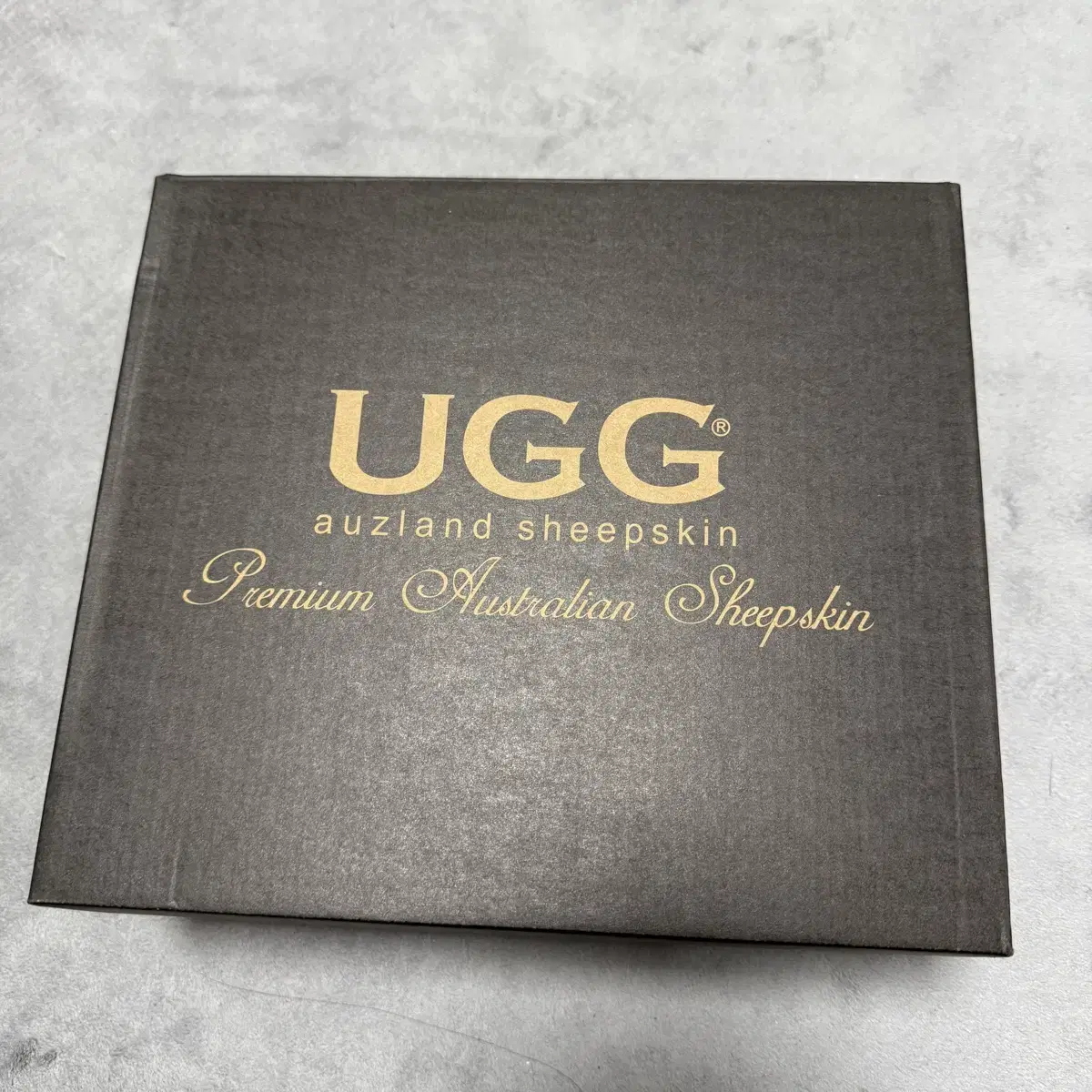 어그 UGG 245