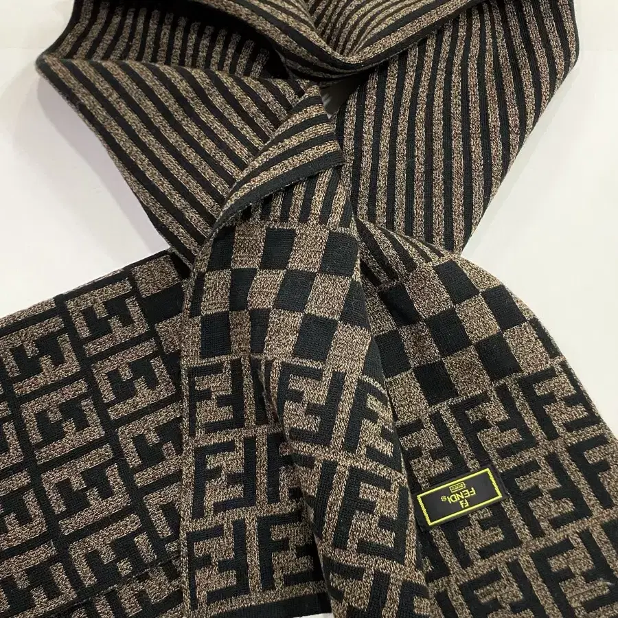 Fendi zucca pattern knit muffler