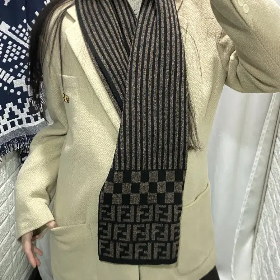 Fendi zucca pattern knit muffler