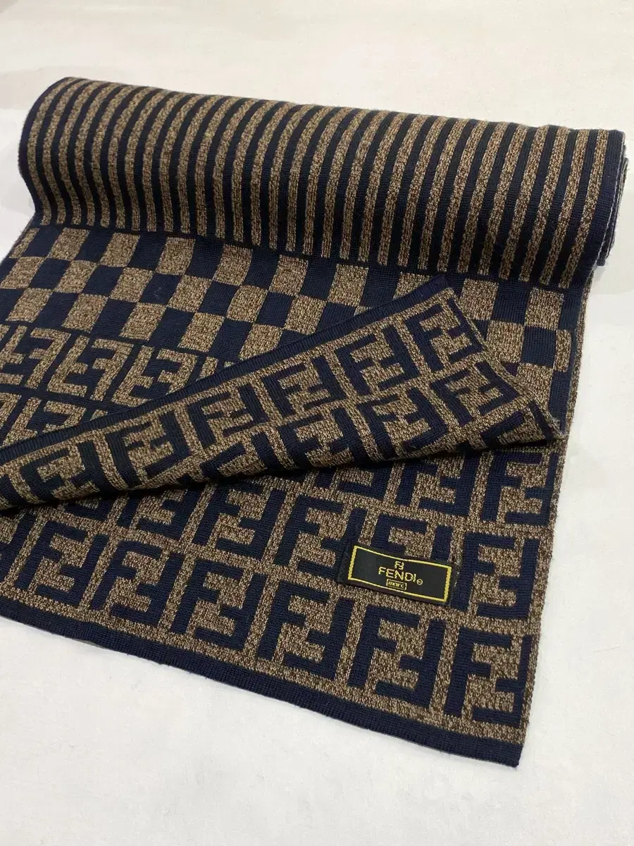 Fendi zucca pattern knit muffler