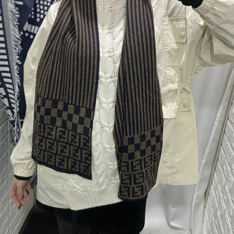 Fendi zucca pattern knit muffler