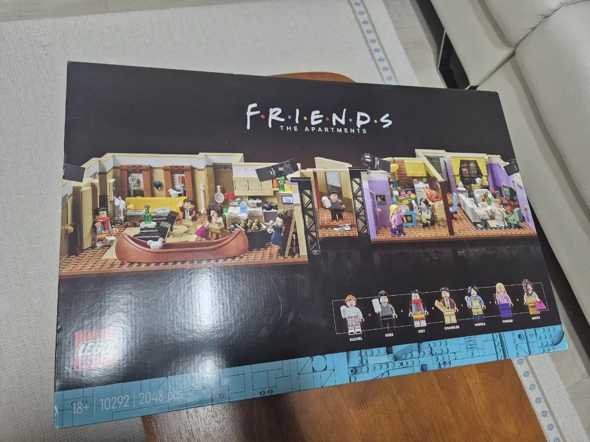 LEGO 10292 Friends Apartment sealed (Taxo)