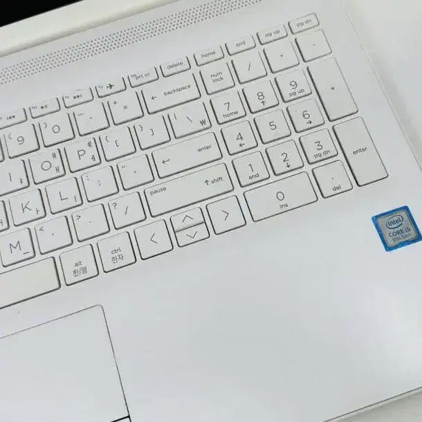 HP 15인치 중고노트북 화이트 I5 사무/업무 15-DA0346TU