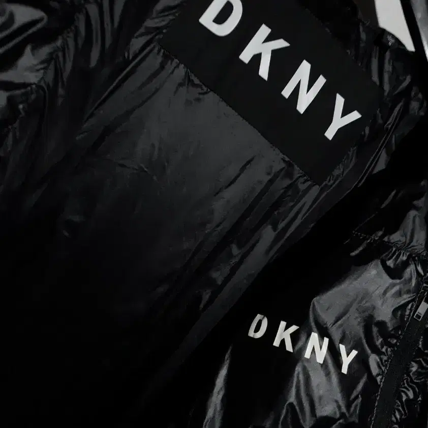 DKNY 오버핏 롱패딩(새것급)