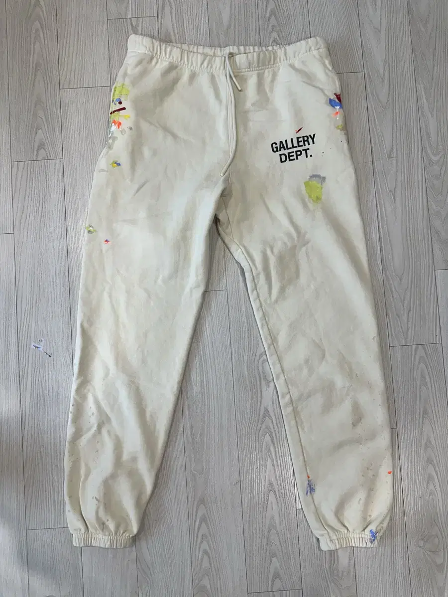 [XL] GALLERY DEPT PAINTED SWEATPANTS