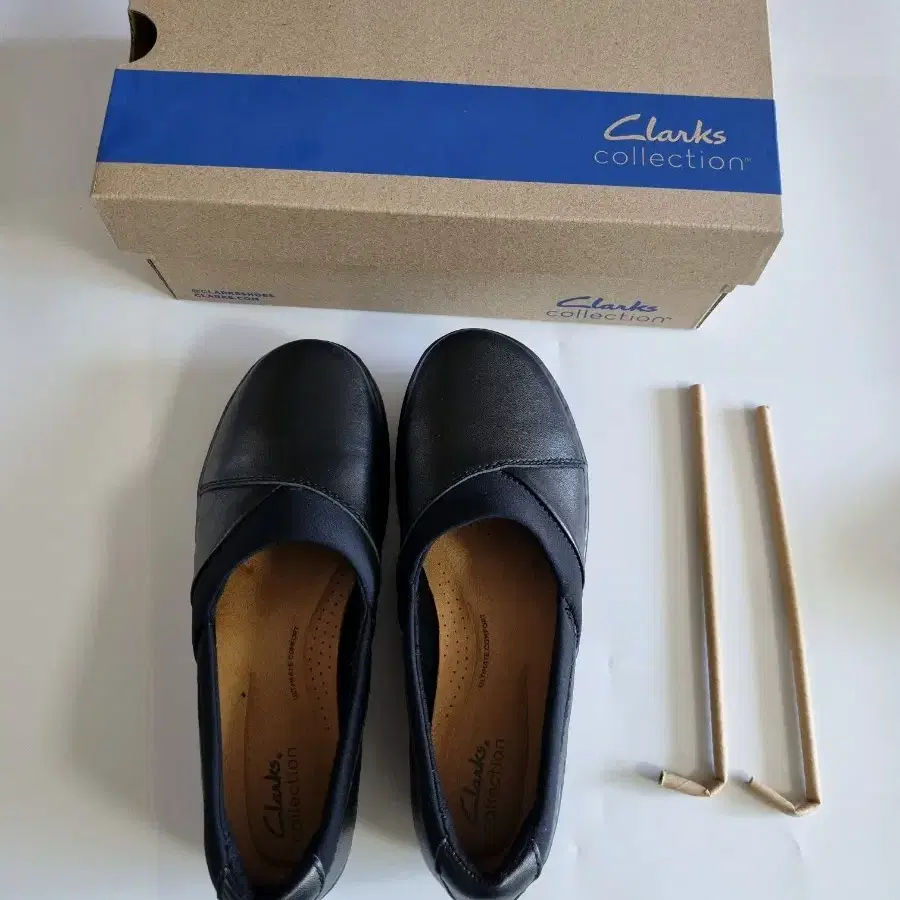 급처]새상품 클락스 로퍼 와이드 우먼245clarks 구두 운동화