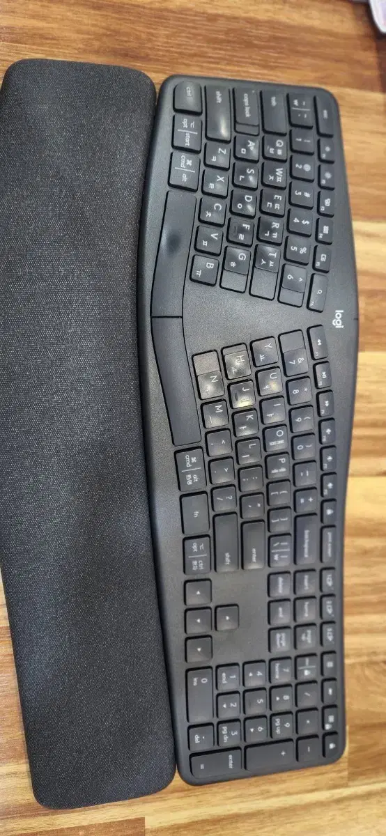 Logitech Ergonomic Keyboard ERGO K860